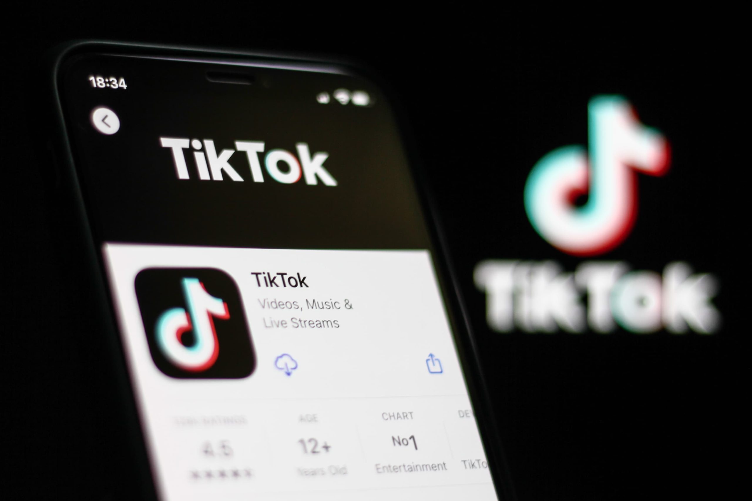 TikTok ကို US အိမ်တော်၏ ထိန်းချုပ်မှုအောက်ရှိ Devices တွေ အားလုံးမှာ အသုံးပြုခွင့်ပိတ်