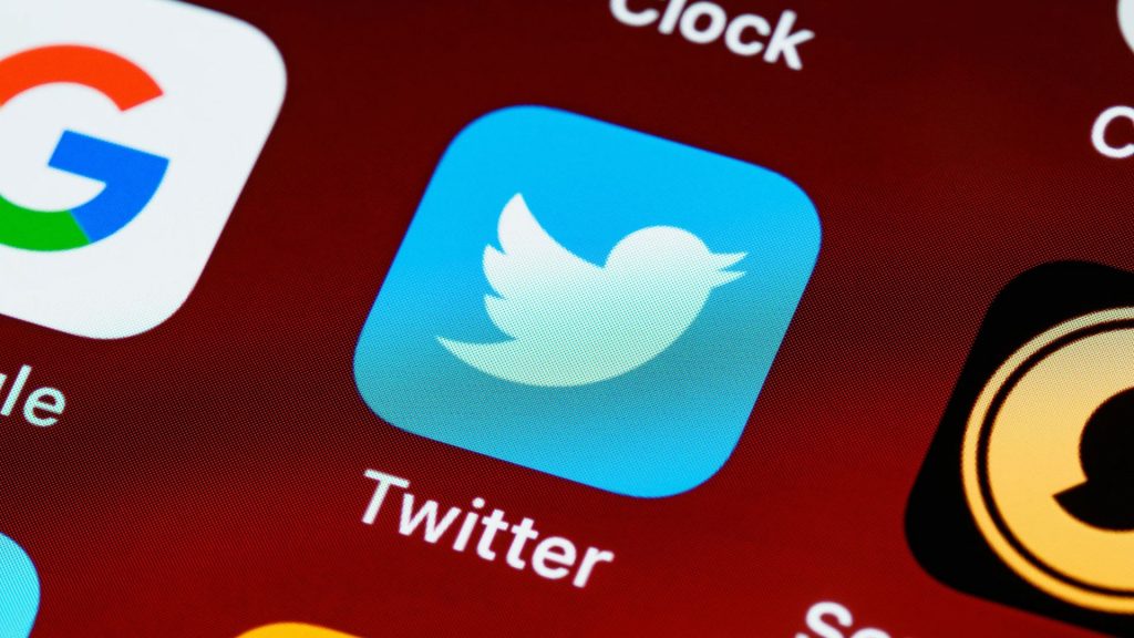 Twitter Two-Factor Authentication Service Stop For Free Users
